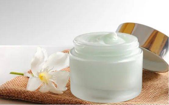 加了香精的護(hù)膚品效果就打折？這個(gè)說法真的對(duì)嗎？ 