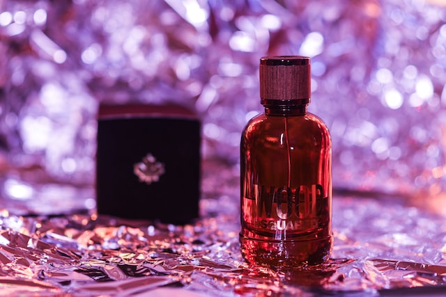 香水噴多了怎么辦？香水的正確使用方法